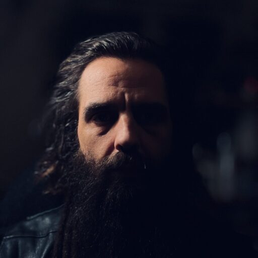 Home Founder Johan